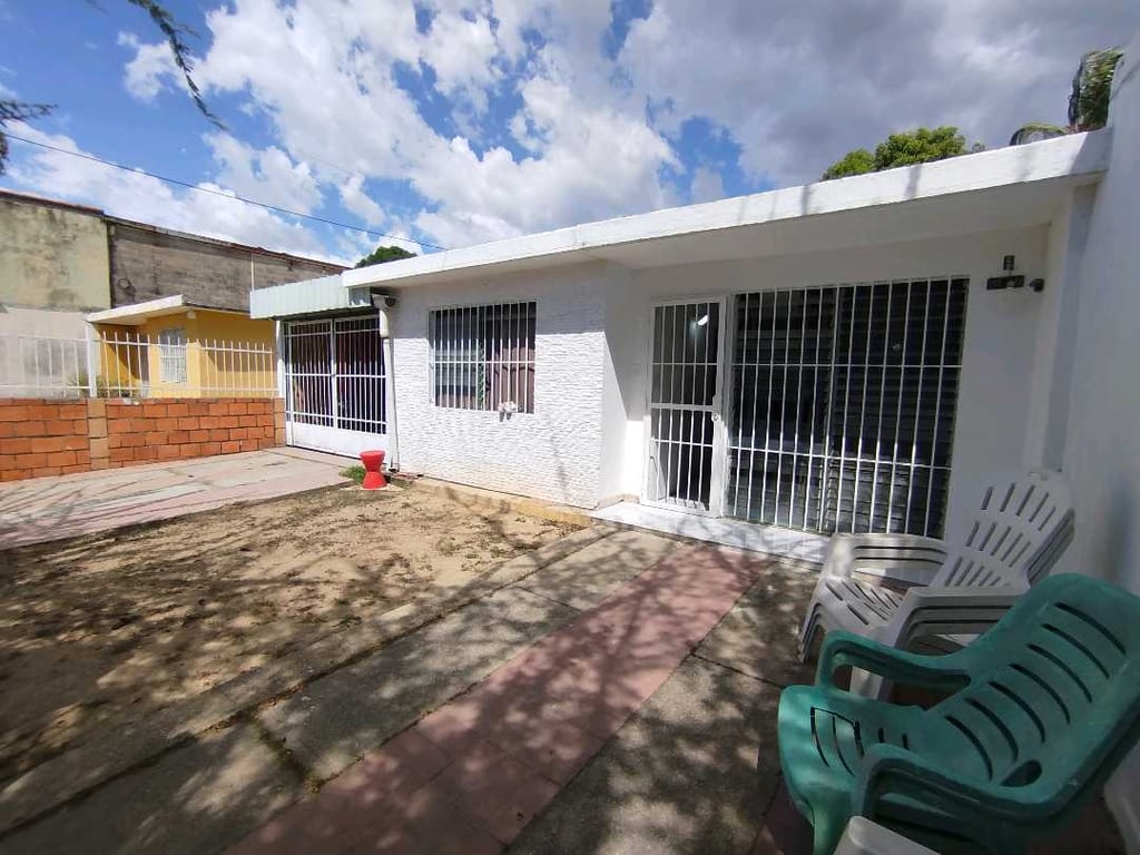 Casa en Las Quintas de Naguanagua, Valencia - 1