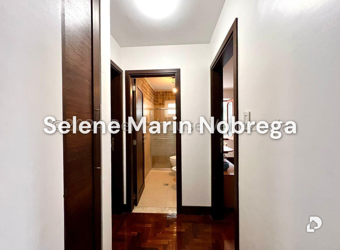 Casa en Colinas de Bello Monte, Caracas – 18