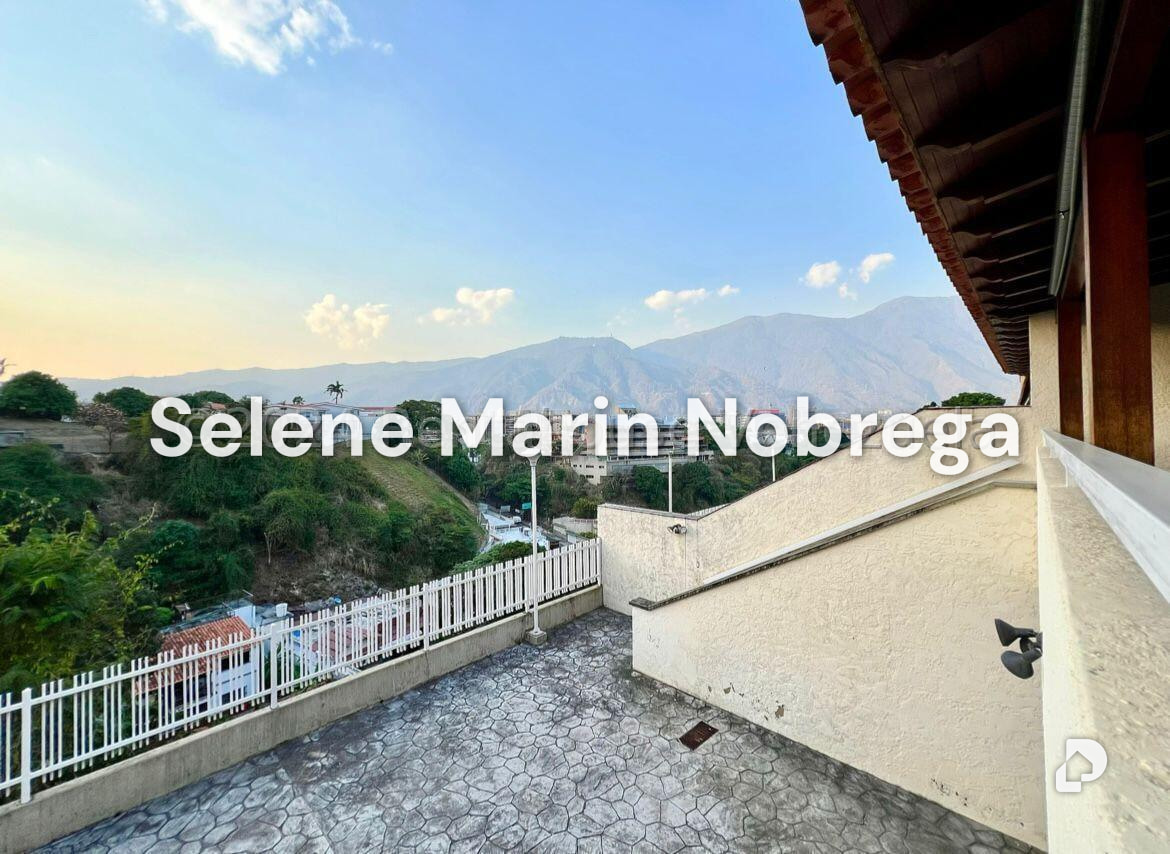 Casa en Colinas de Bello Monte, Caracas – 30