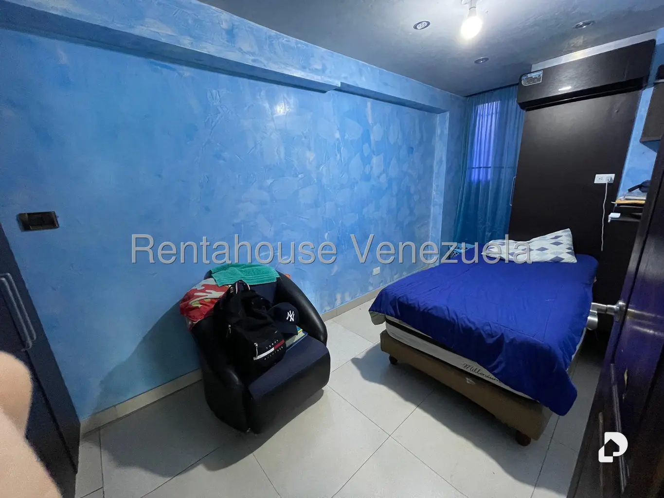 Apartamento en El Paraíso, Caracas – 23