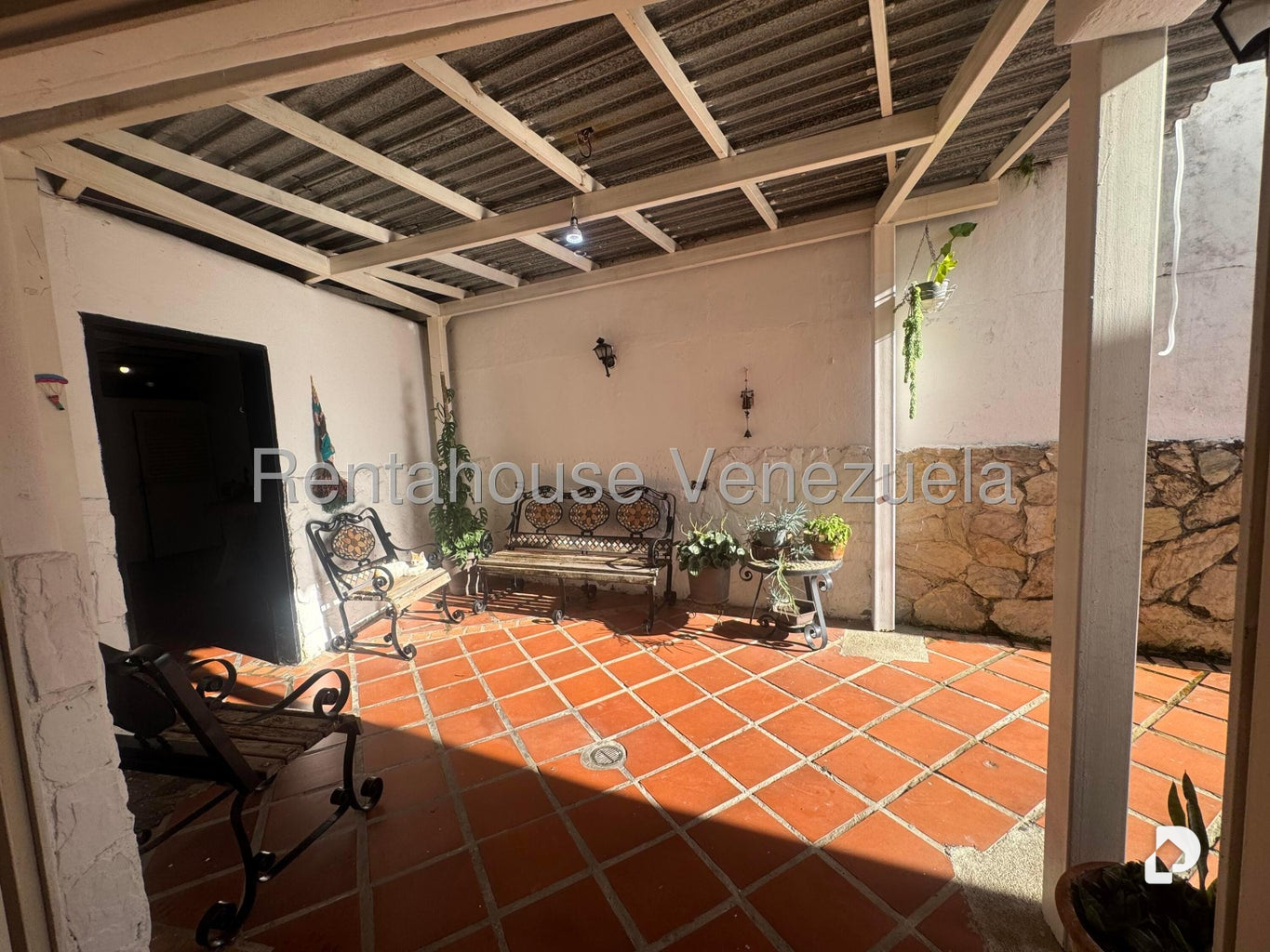House in Los Naranjos (del Cafetal), Caracas – 23