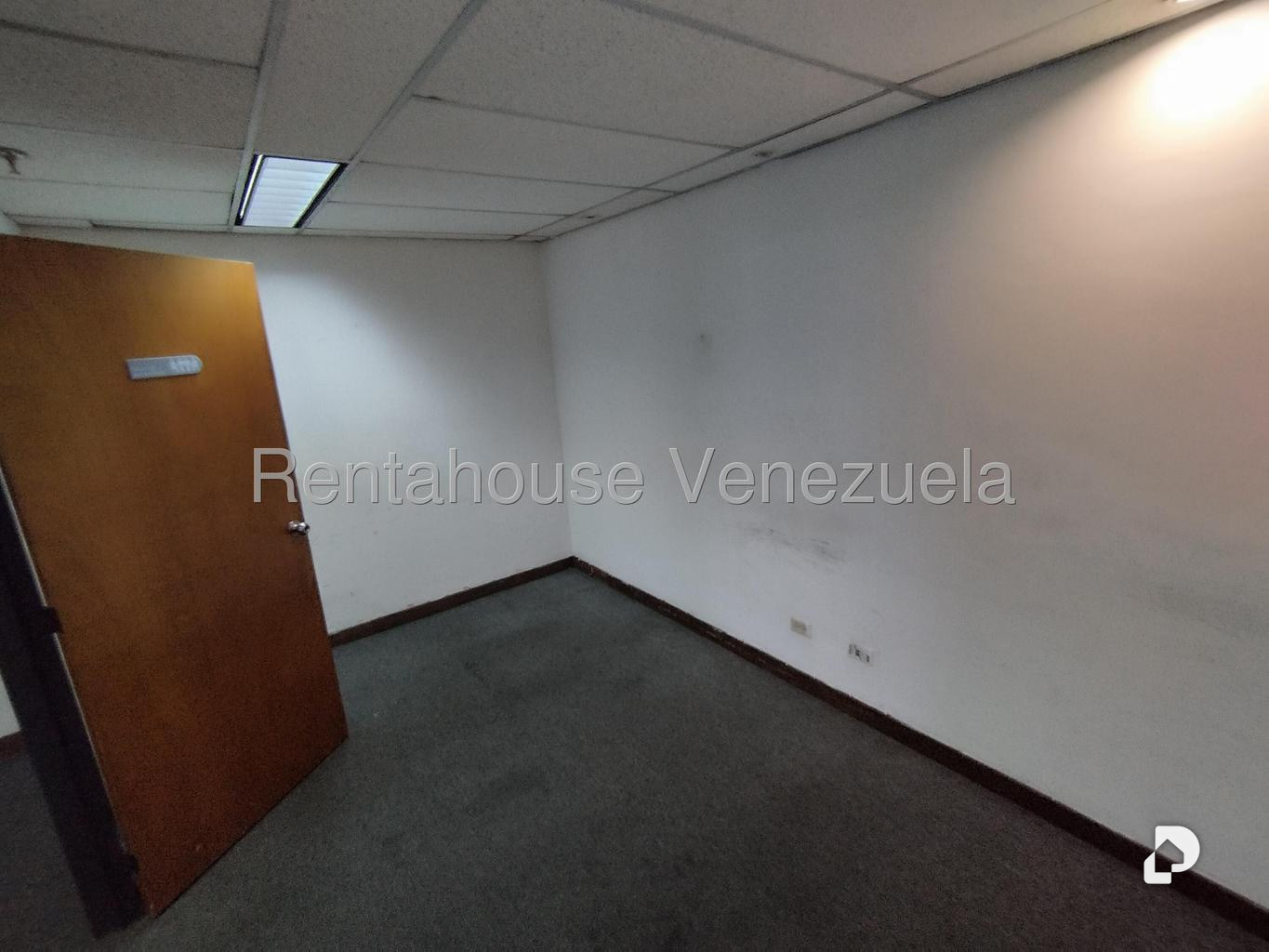Oficina en Plaza Venezuela, Caracas – 7