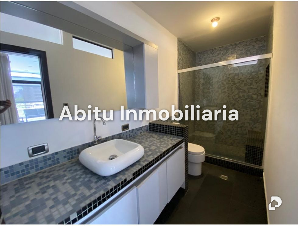 Apartamento en Campo Alegre, Caracas – 19
