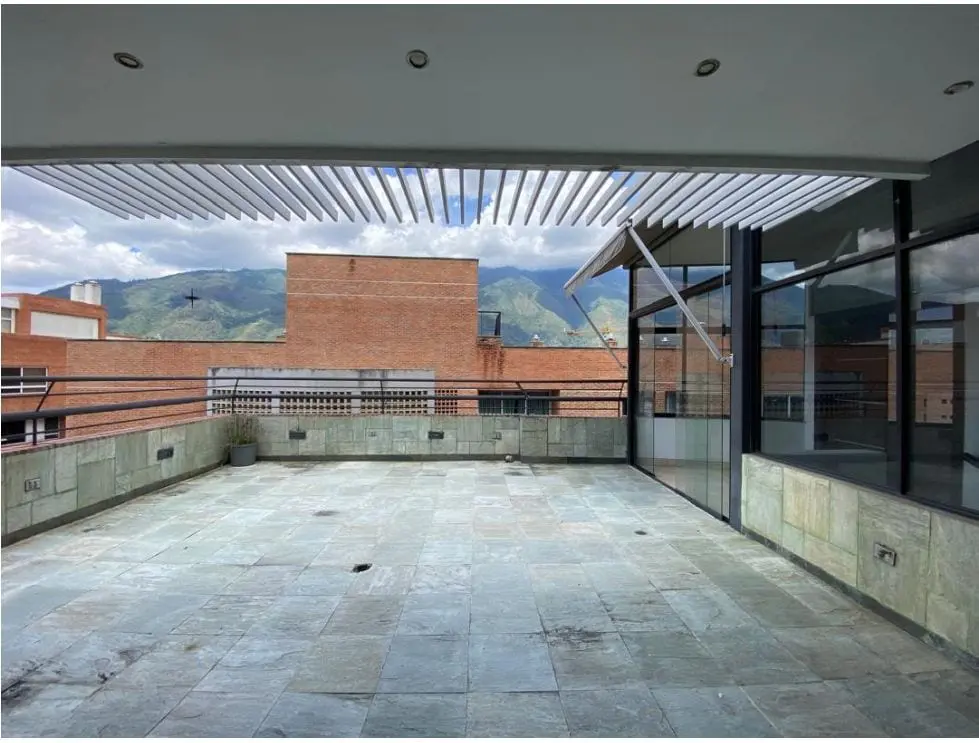 Apartment in Campo Alegre, Caracas - 1