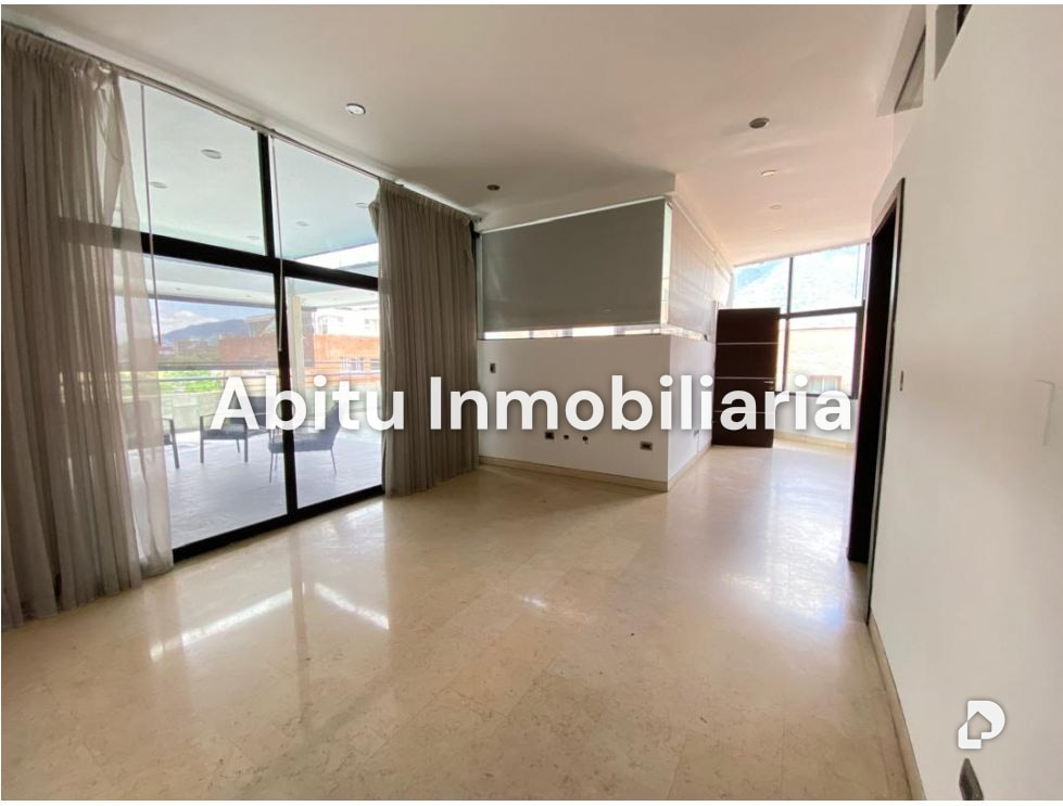 Apartamento en Campo Alegre, Caracas – 14