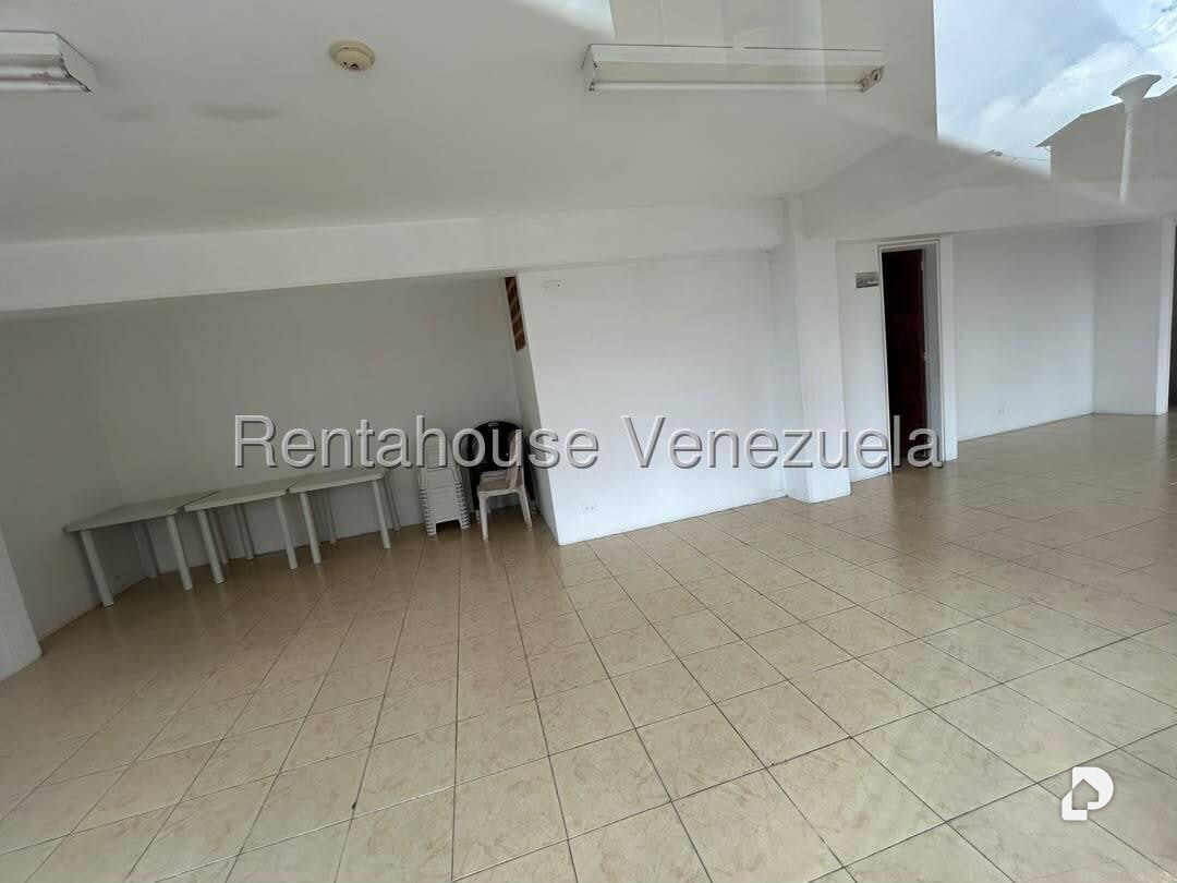 Apartment in Miravila, Caracas – 25