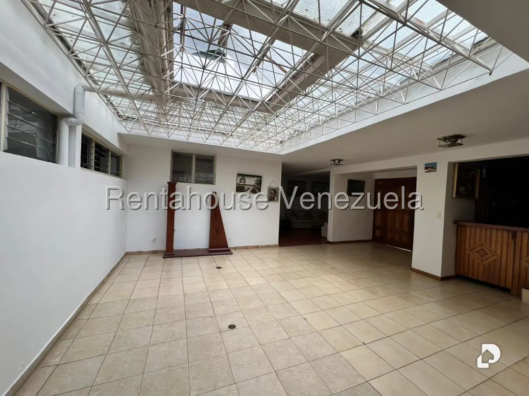 Casa en Prados del Este, Caracas – 13