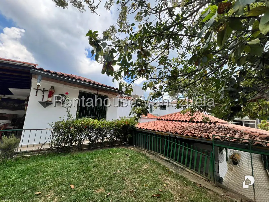 Casa en Prados del Este, Caracas – 22
