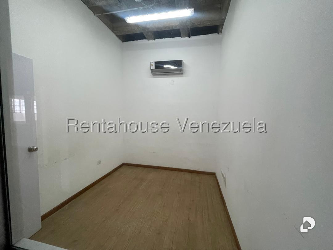 Oficina en El Valle, Caracas – 8