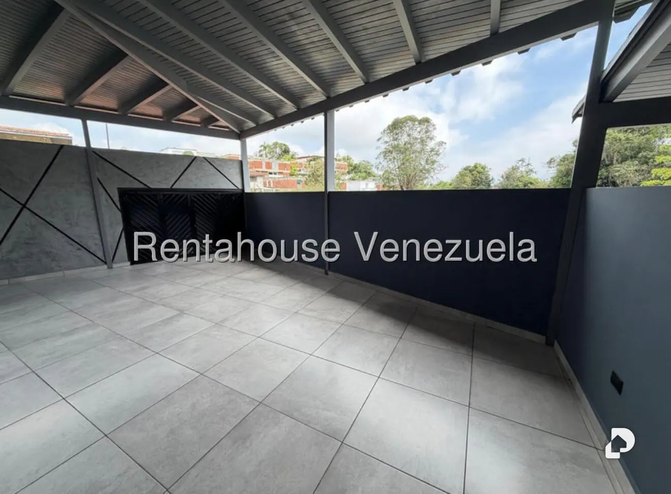 Casa en Los Naranjos (del Cafetal), Caracas – 23