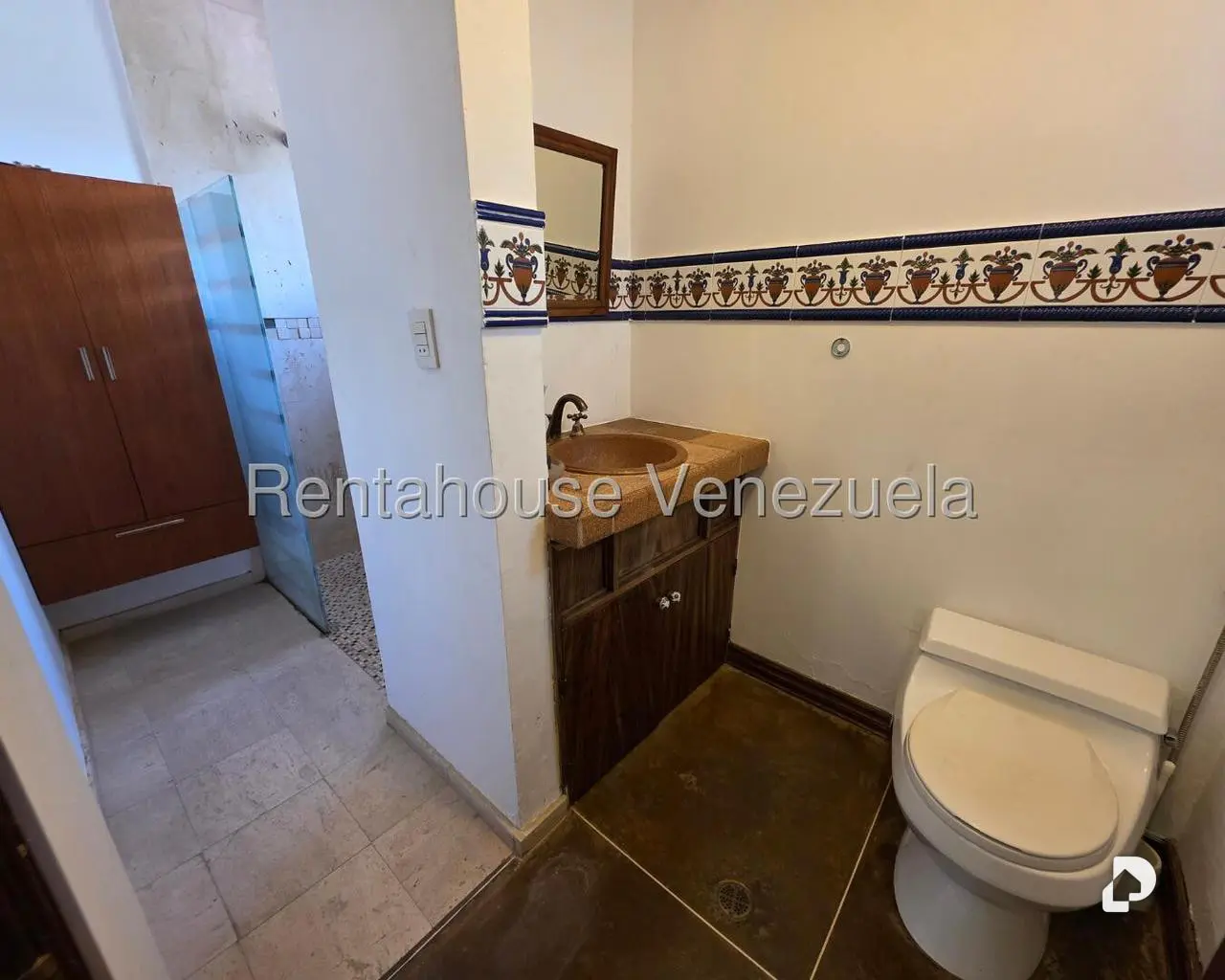 Casa en Prados del Este, Caracas – 29