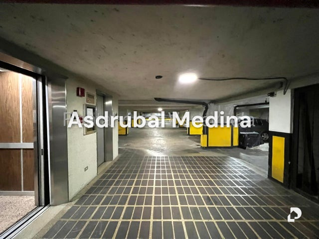 Apartamento en El Rosal, Caracas – 14