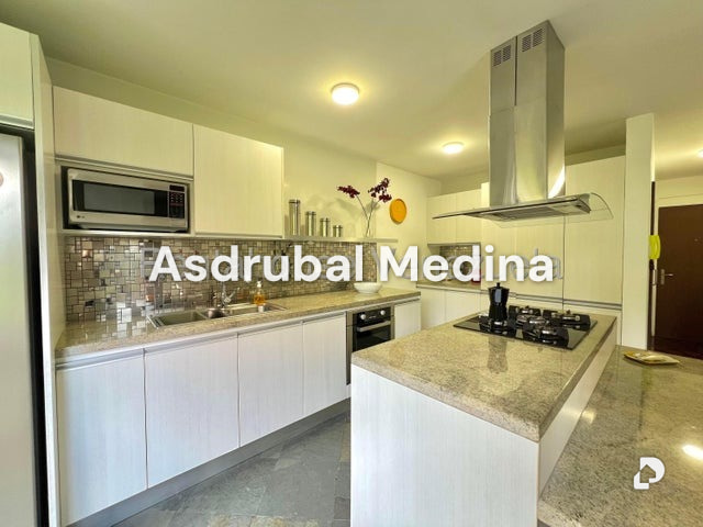 Apartamento en El Rosal, Caracas – 5