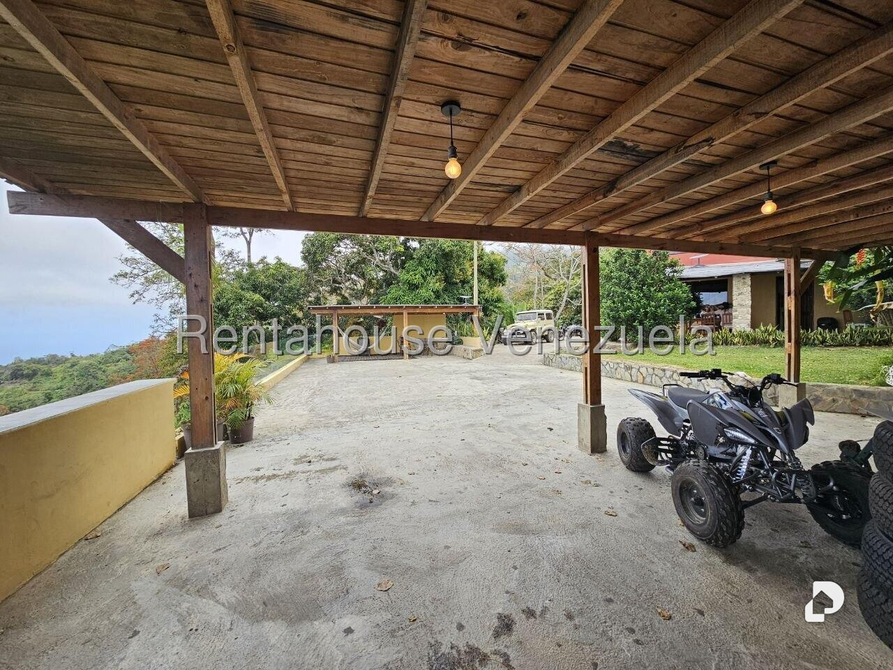 Casa en Galipan, Caracas – 28