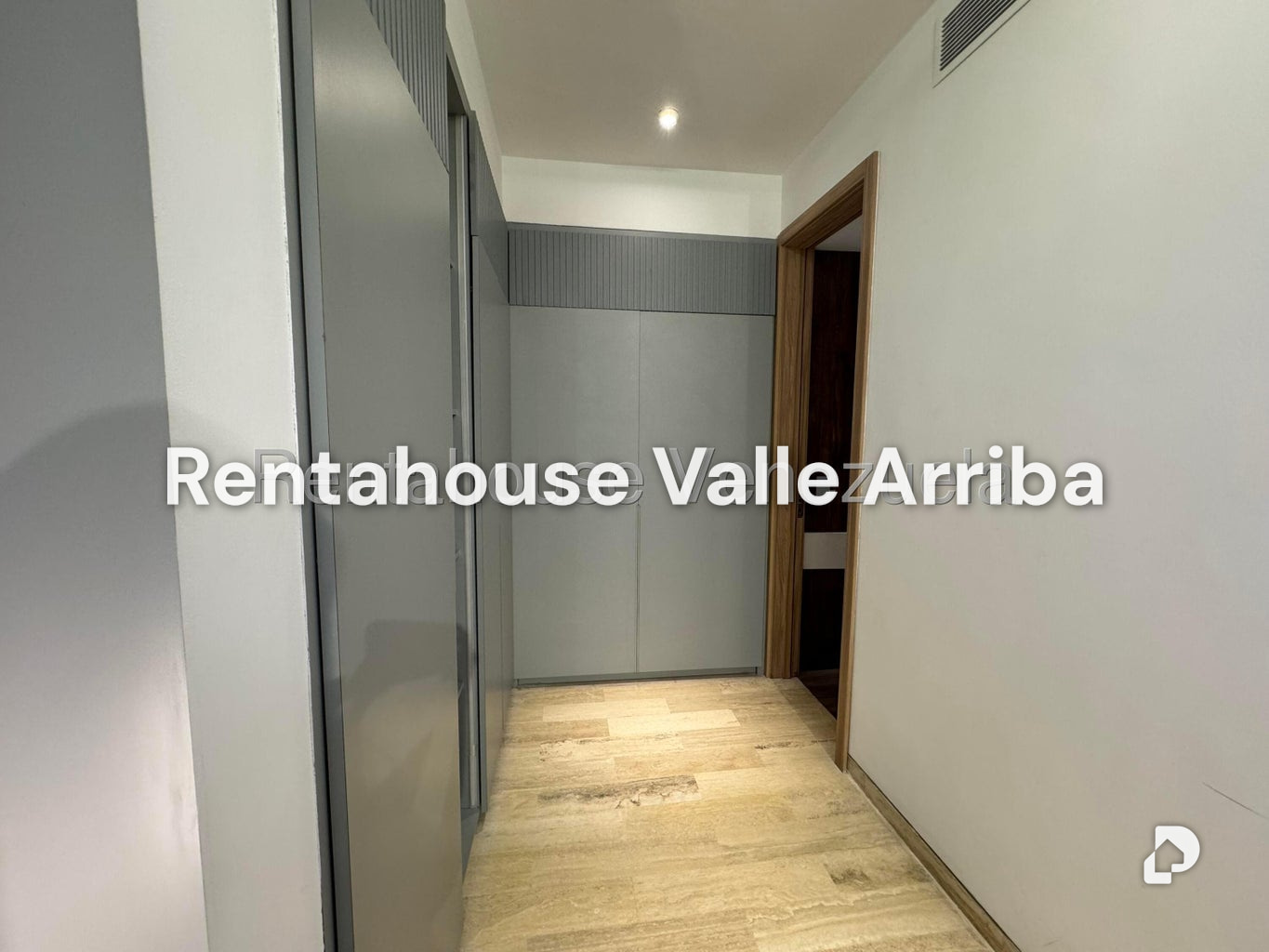 Apartamento en Campo Alegre, Caracas – 28