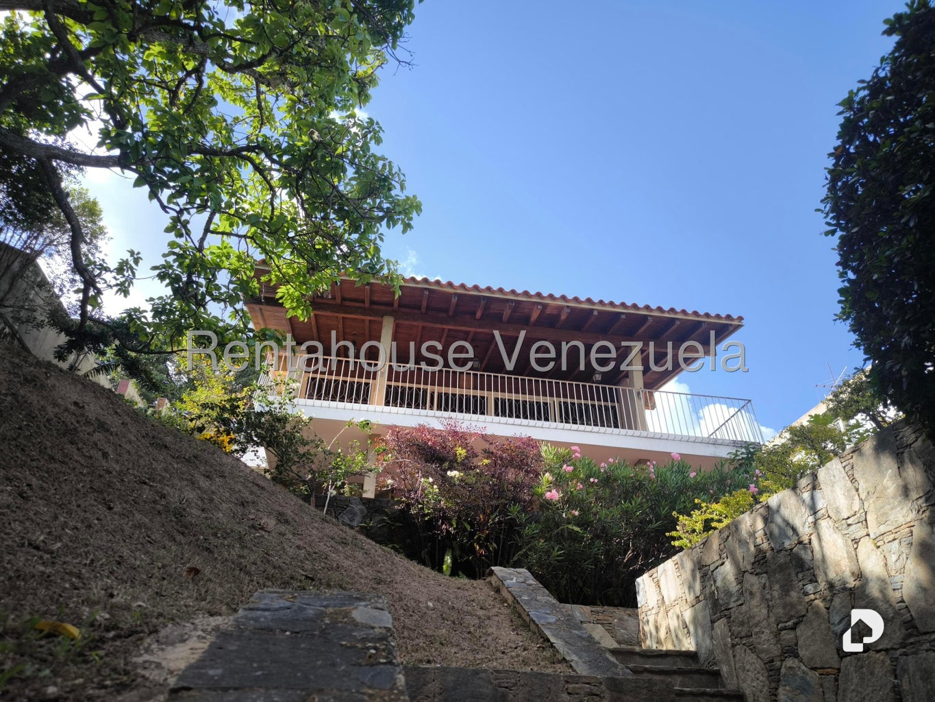 Casa en Cumbres de Curumo, Caracas – 5
