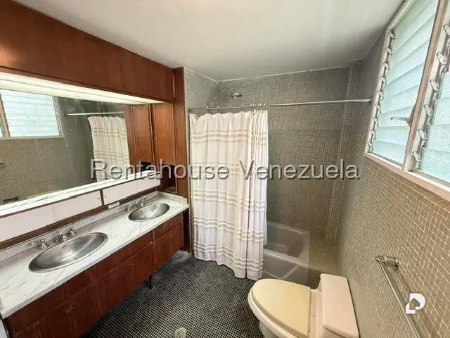Apartment in San Román, Caracas – 11