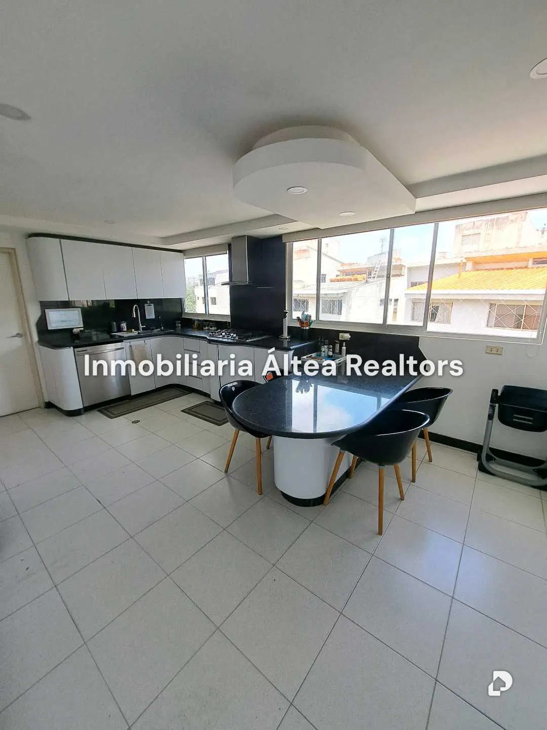 Penthouse en Los Samanes, Caracas