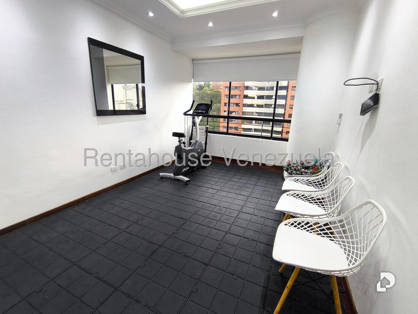 Apartment in Santa Fe Norte, Caracas – 30