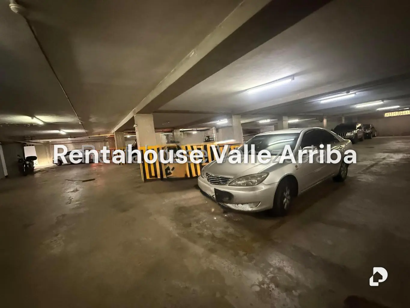 Apartamento en El Cigarral, Caracas – 24