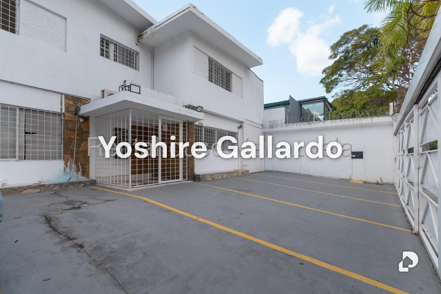 Local comercial en Chuao, Caracas – 3