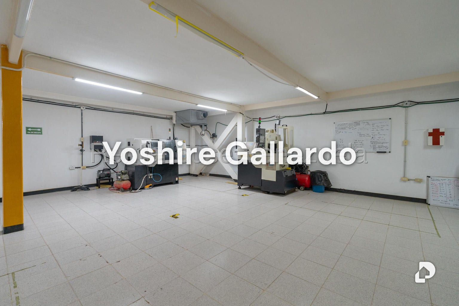 Local comercial en Chuao, Caracas – 24