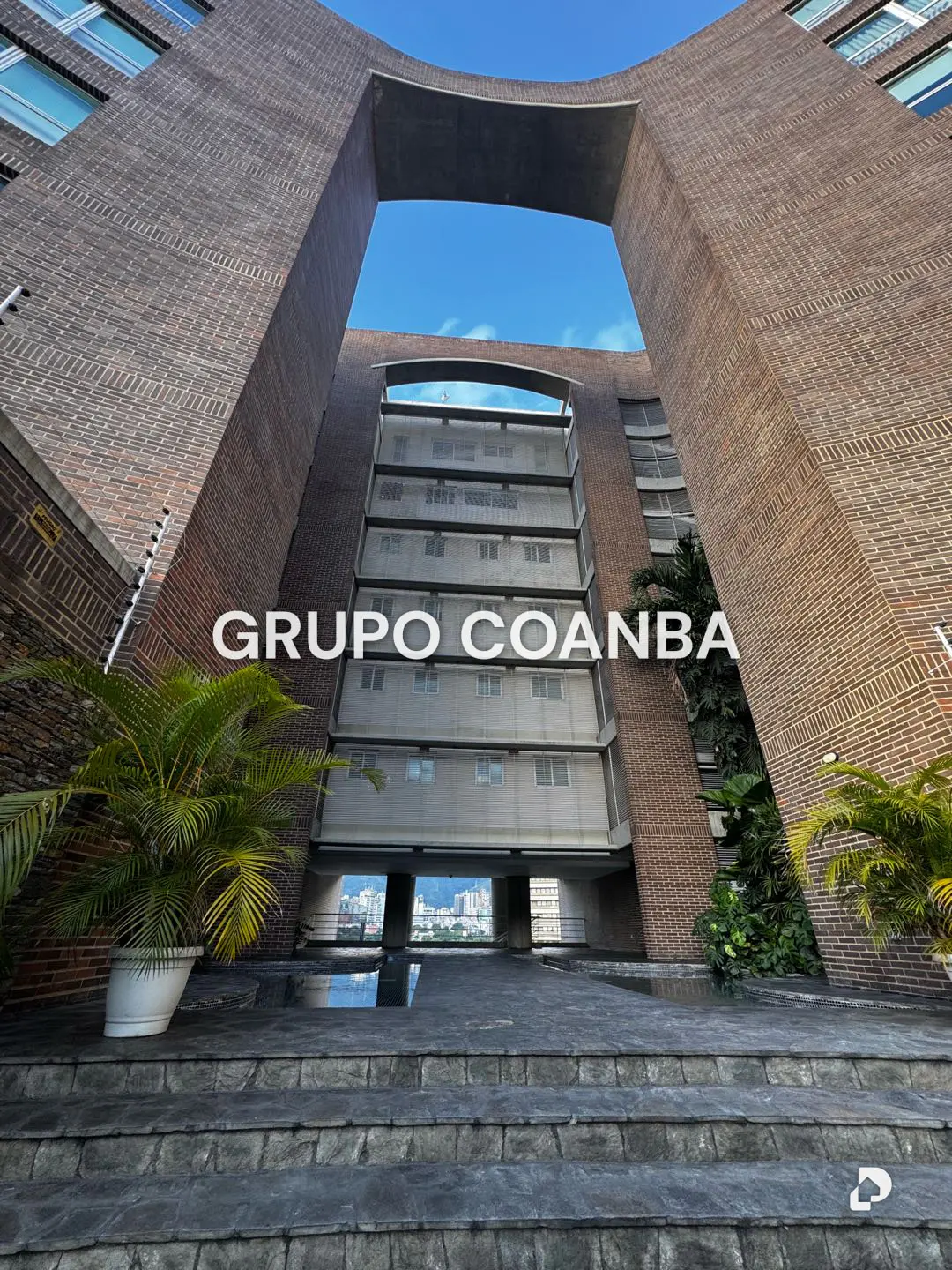 Apartamento en Lomas de Las Mercedes, Caracas – 1