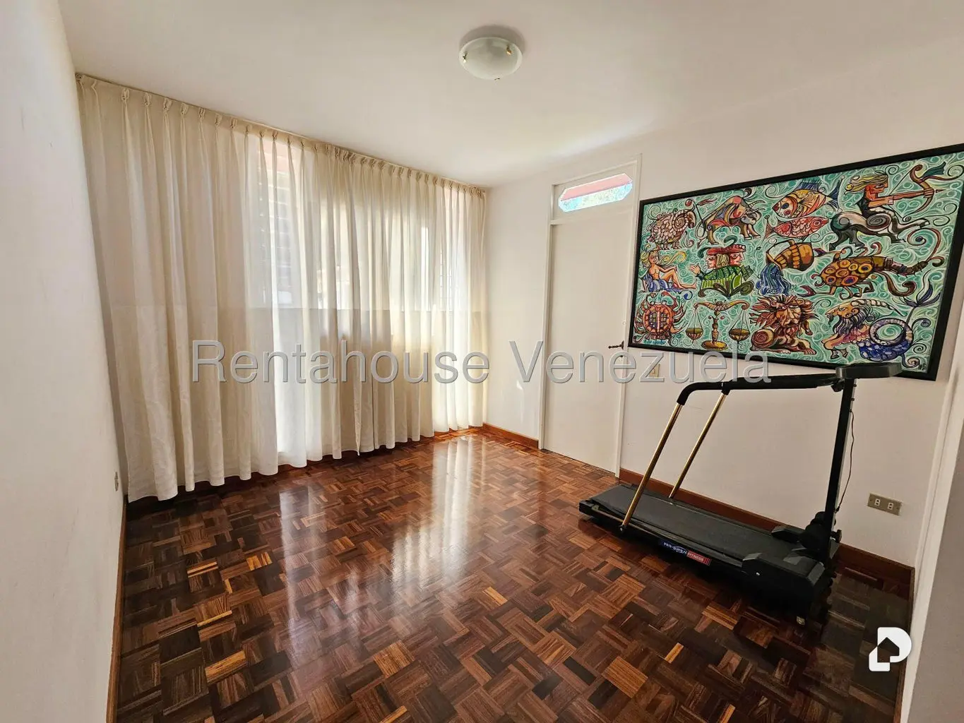 Casa en Los Naranjos (del Cafetal), Caracas – 26