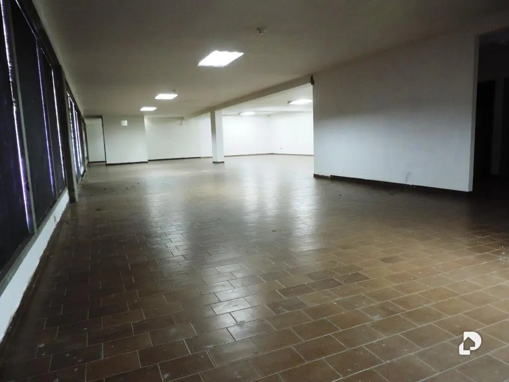 Edificio en La Urbina, Caracas – 4
