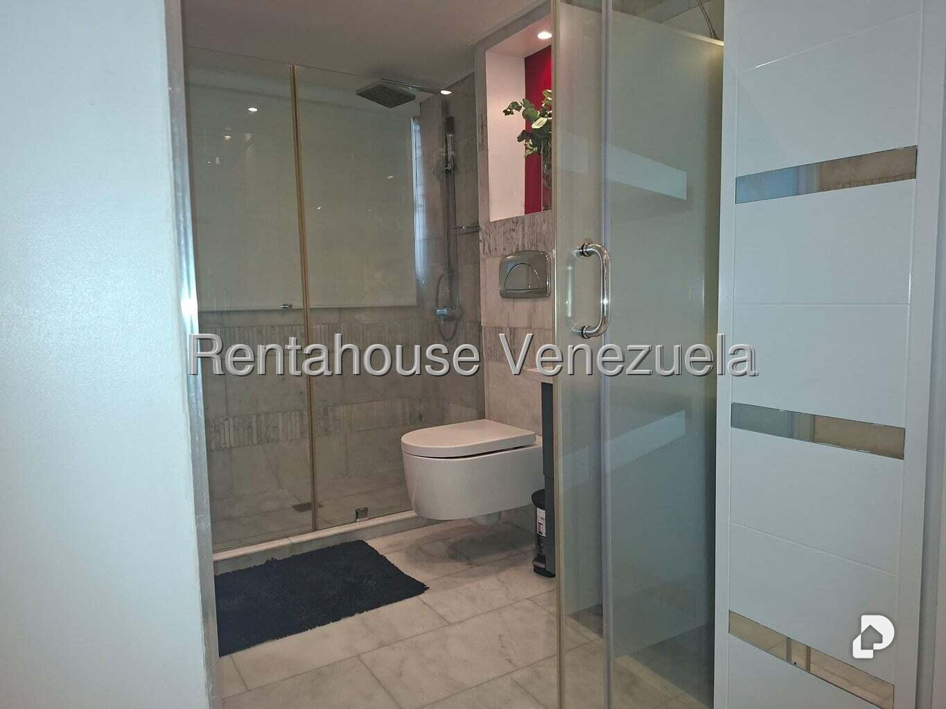 Apartamento en Los Palos Grandes, Caracas – 26