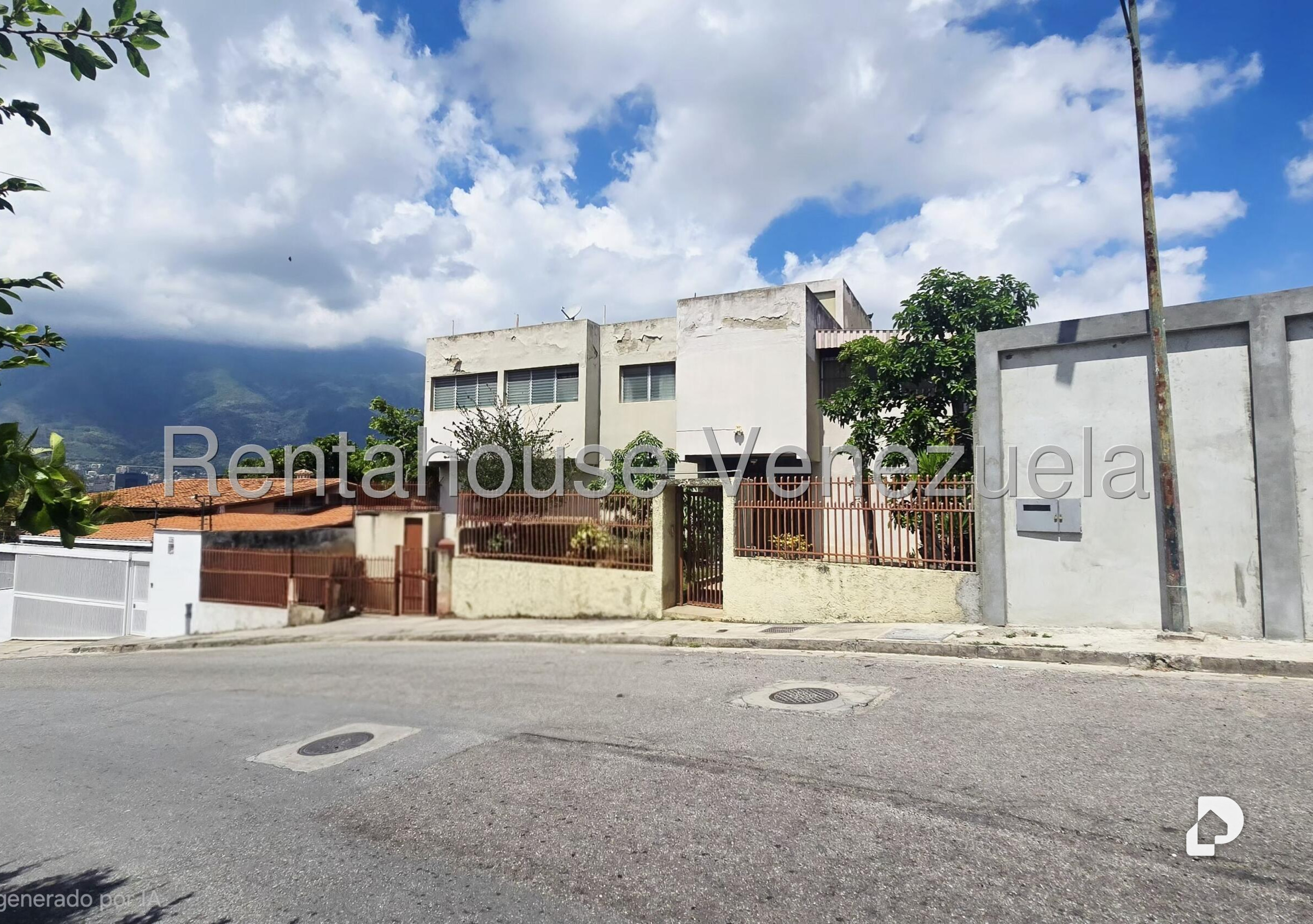 Casa en Lomas del Mirador, Caracas