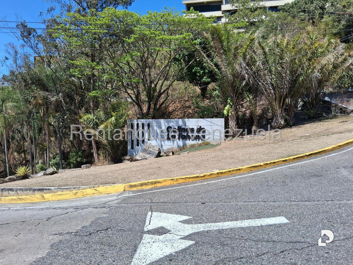 Apartamento en Colinas de La Tahona, Caracas – 2