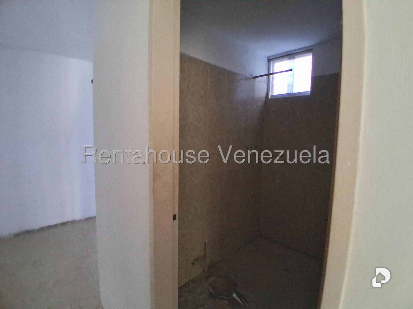 Apartamento en Colinas de La Tahona, Caracas – 15