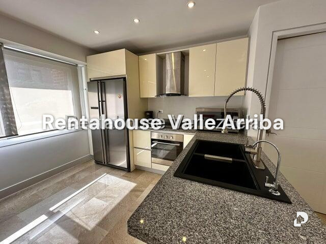 Apartamento en El Rosal, Caracas – 6