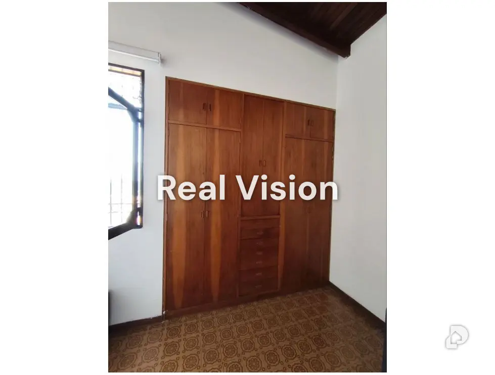 Casa en Alto Prado, Caracas – 18