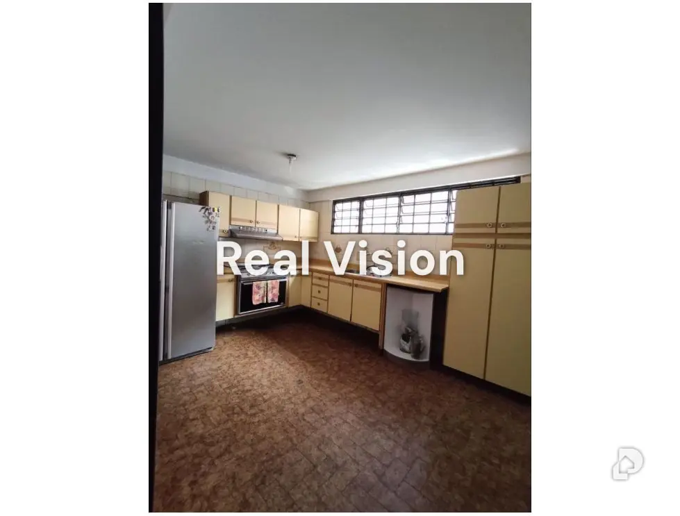 Casa en Alto Prado, Caracas – 10
