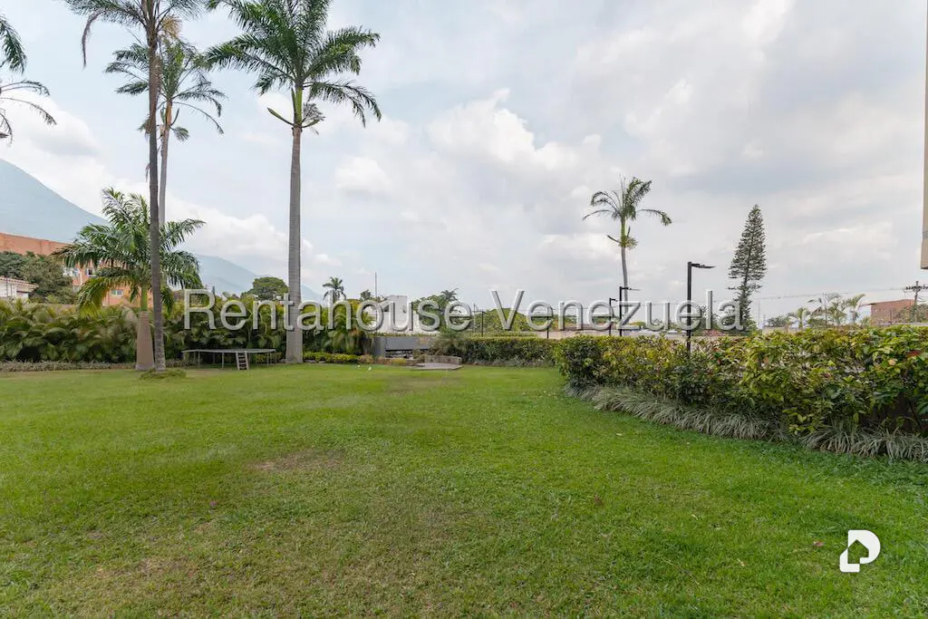 Apartamento en Country Club, Caracas – 1