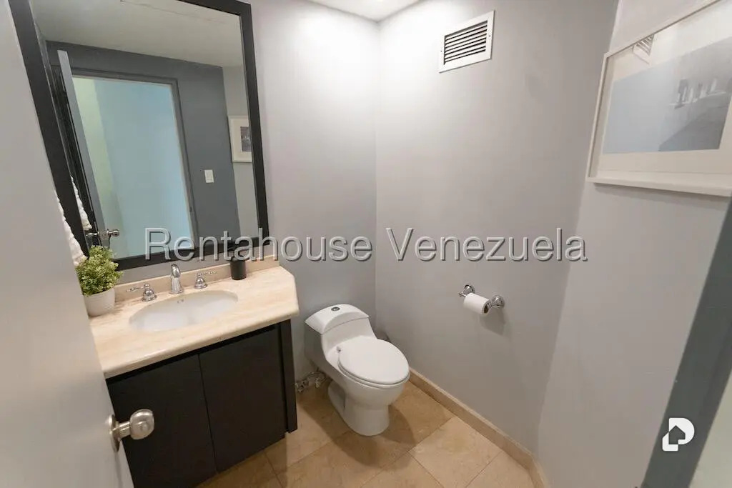 Apartamento en Country Club, Caracas – 18