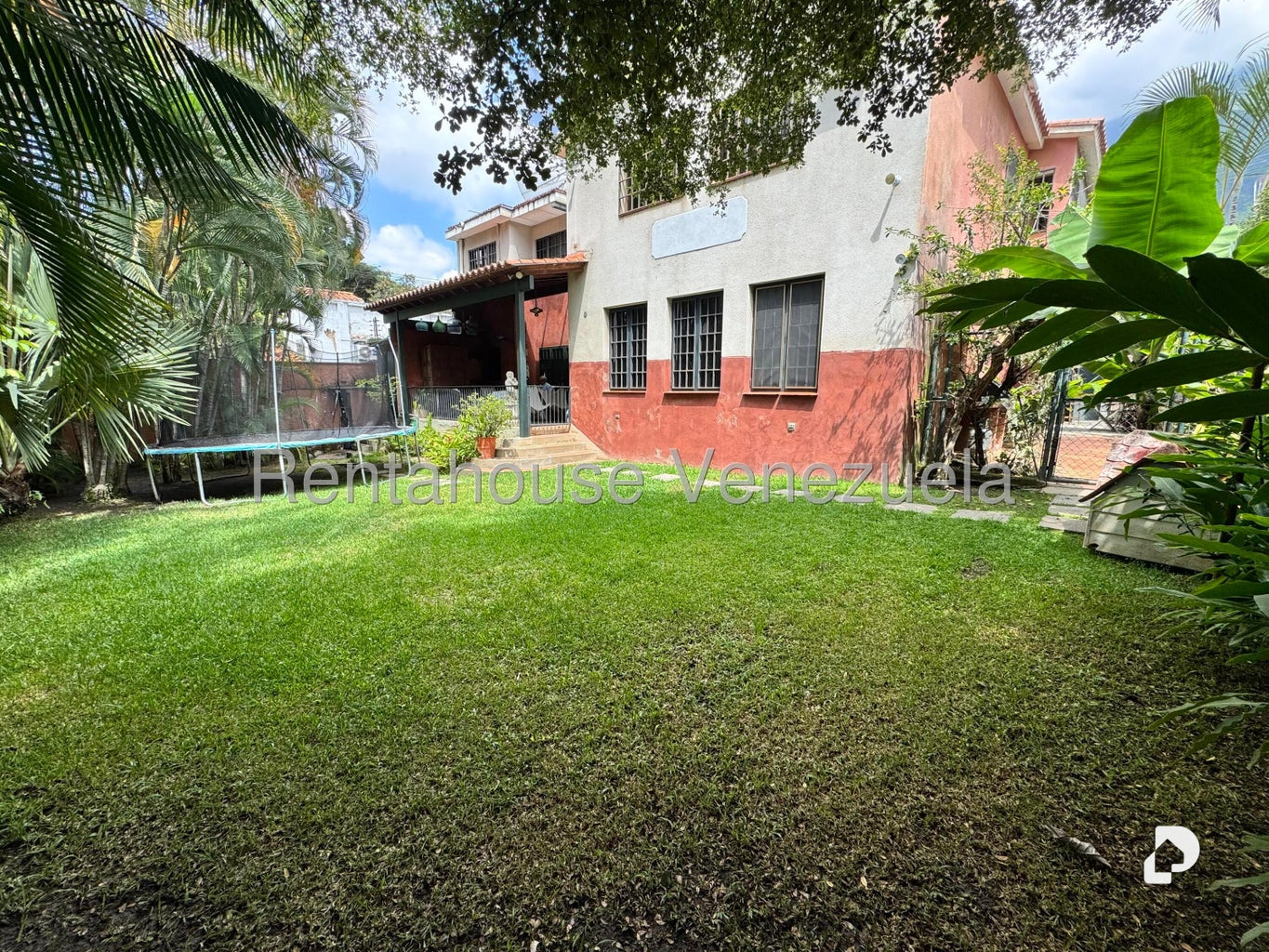 Casa en Los Palos Grandes, Caracas – 1