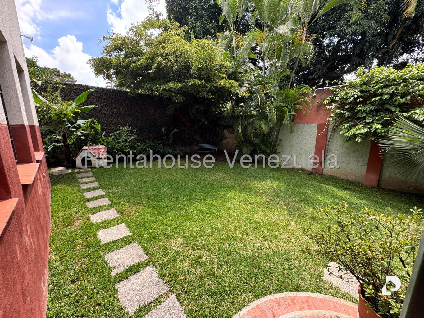 Casa en Los Palos Grandes, Caracas – 6