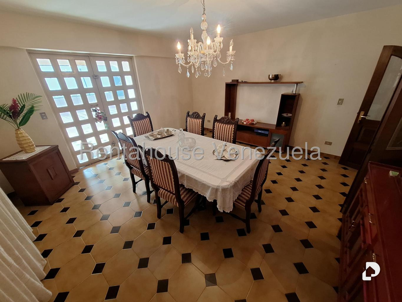 Casa en Macaracuay, Caracas – 8