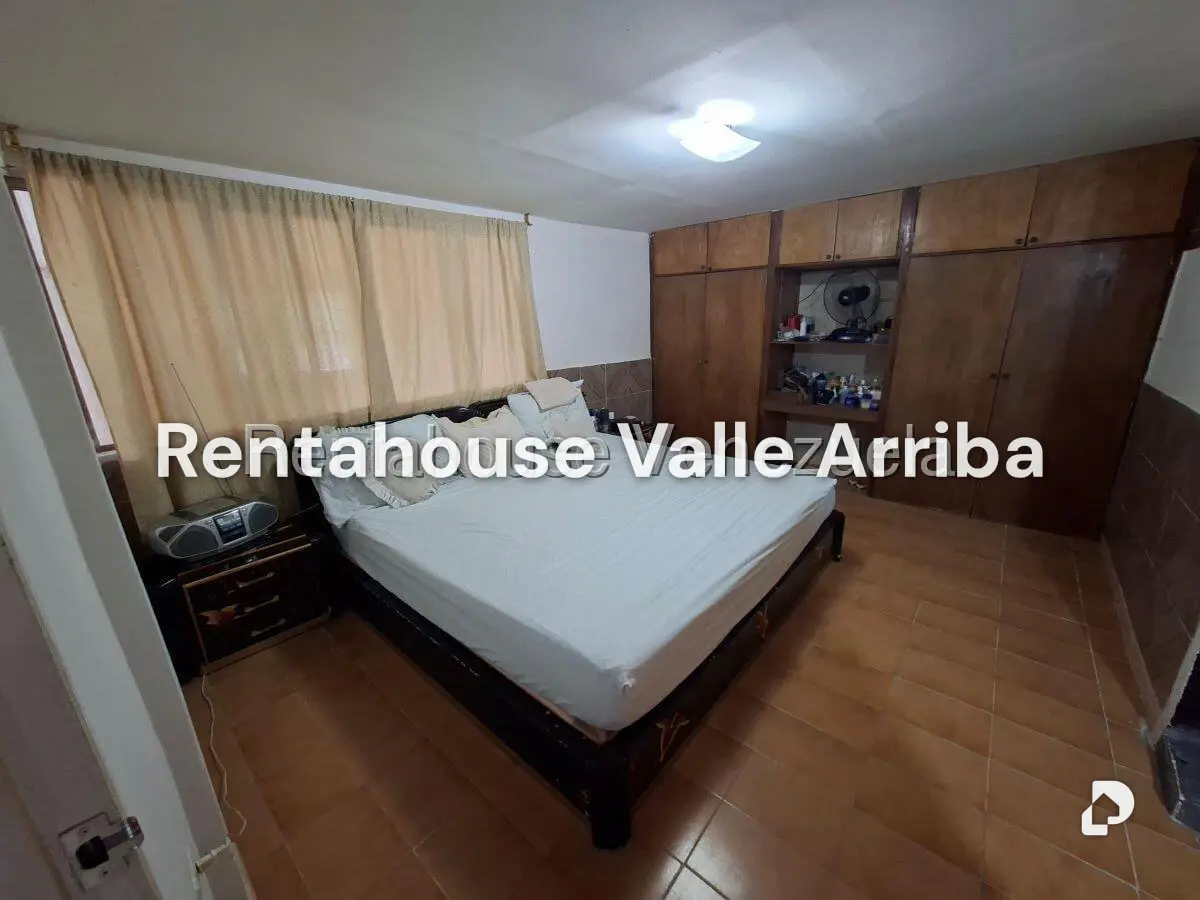 Casa en La Rosaleda, San Antonio de Los Altos – 26