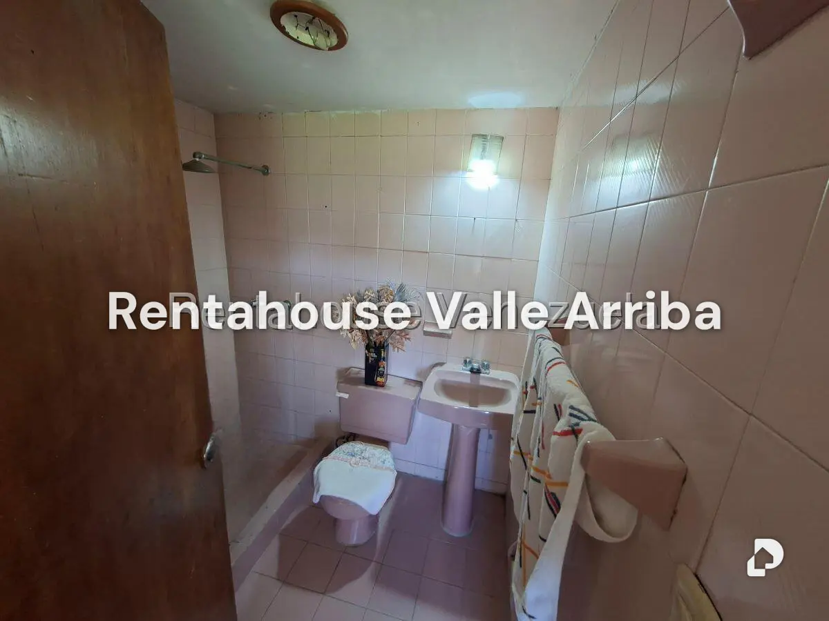 Casa en La Rosaleda, San Antonio de Los Altos – 25
