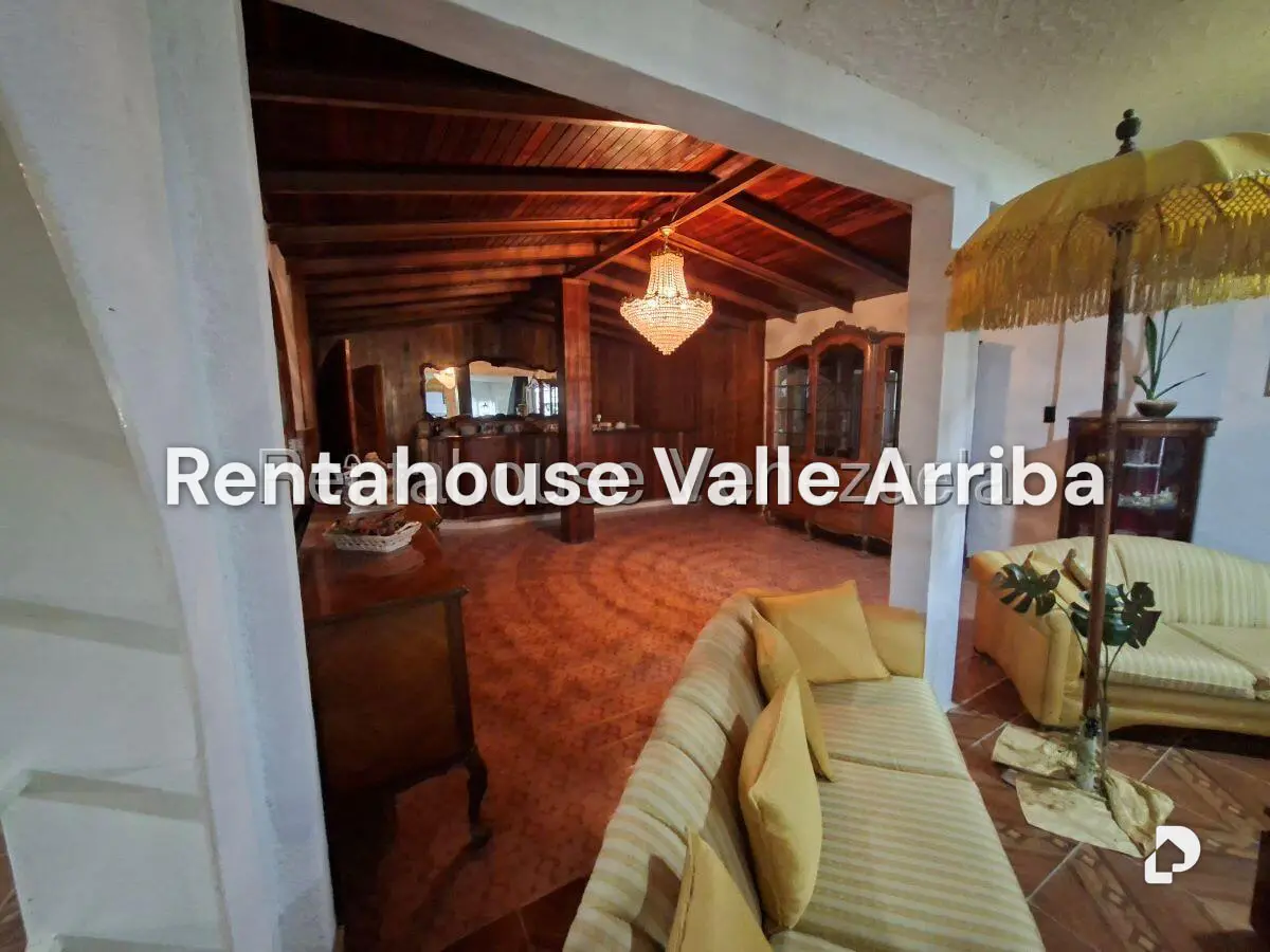Casa en La Rosaleda, San Antonio de Los Altos – 8