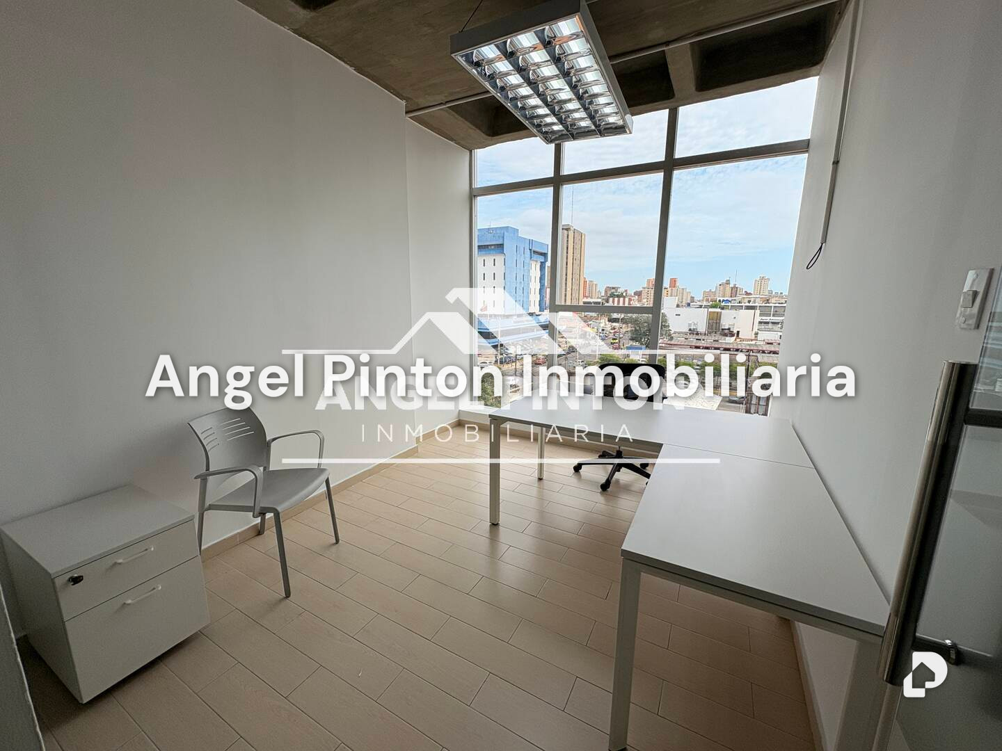 Oficina en Dr Portillo, Maracaibo – 19