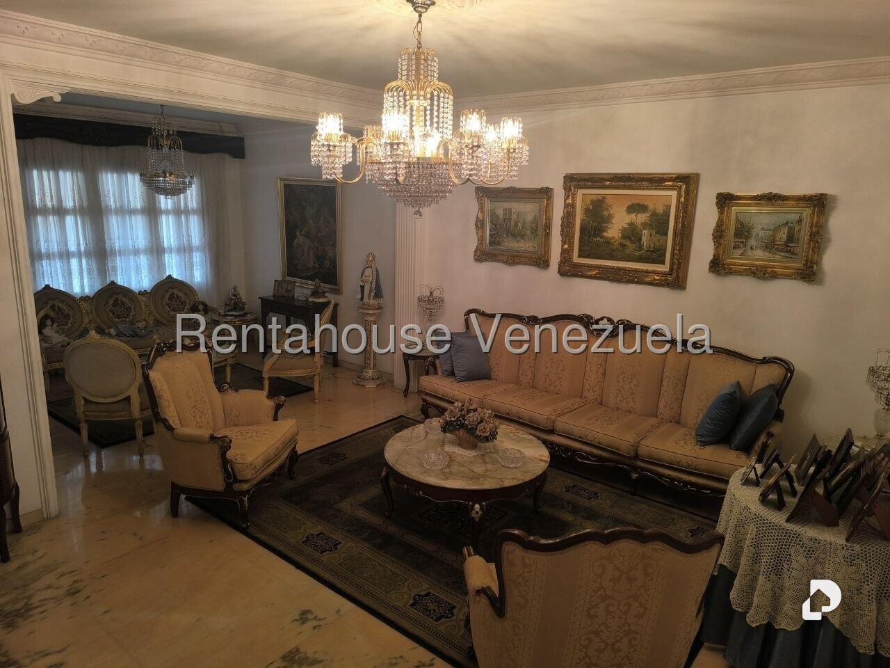 Casa en El Marqués, Caracas – 12