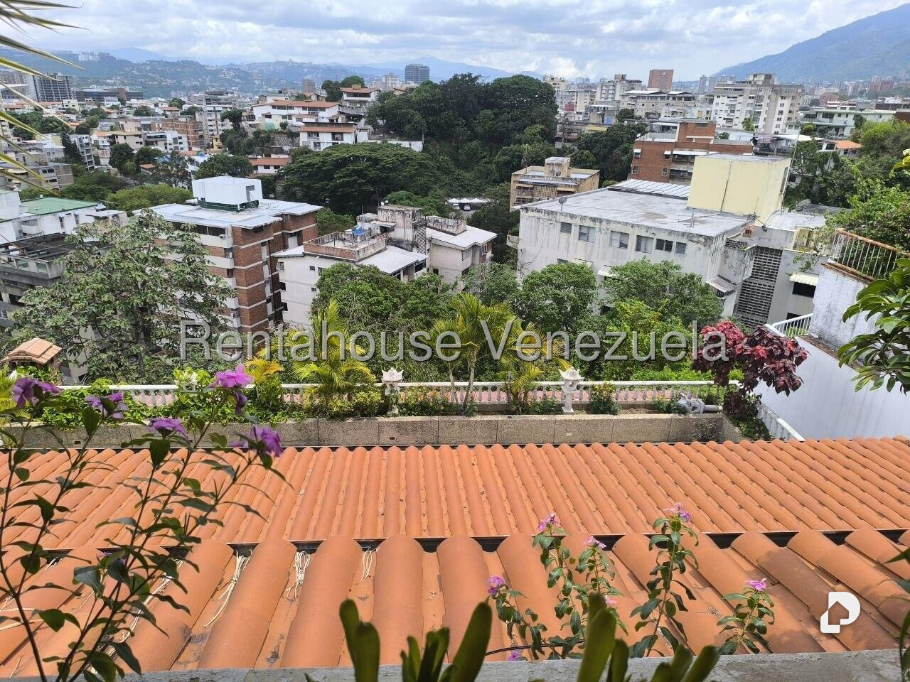 Casa en El Marqués, Caracas – 24