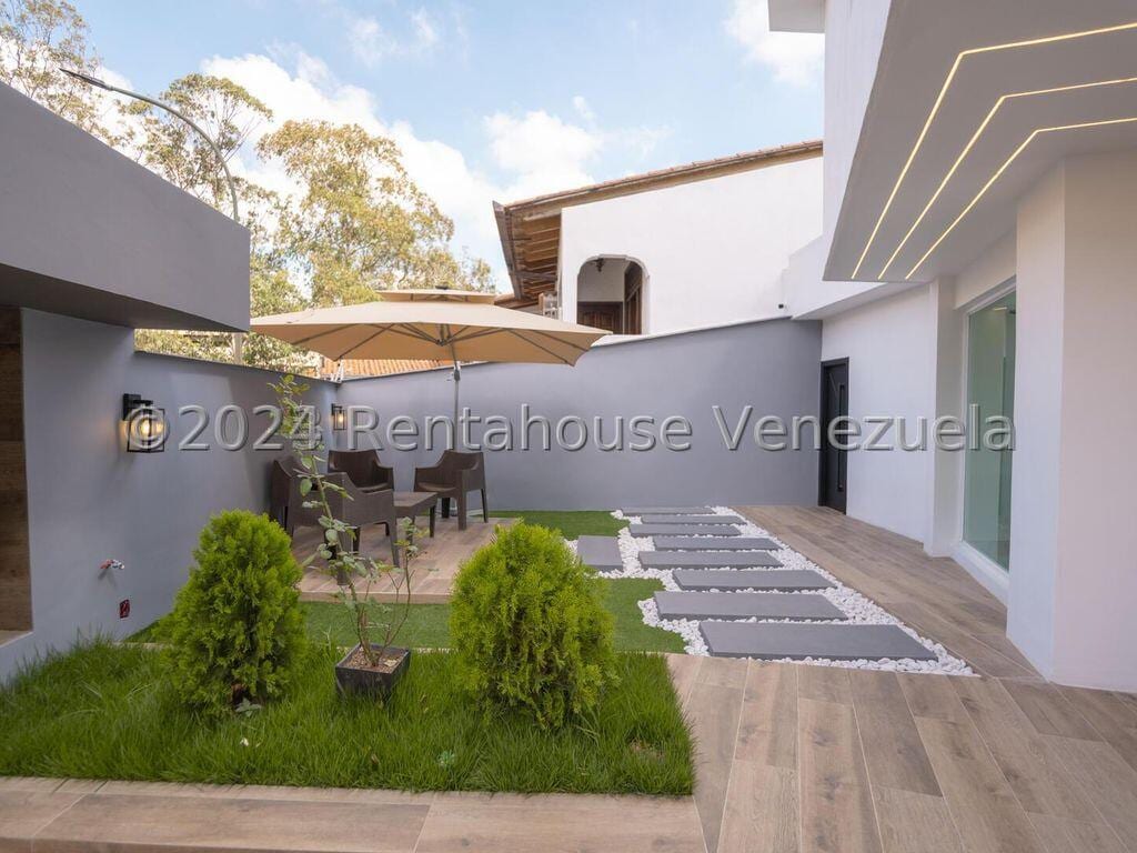 Casa en Los Naranjos (del Cafetal), Caracas - 1