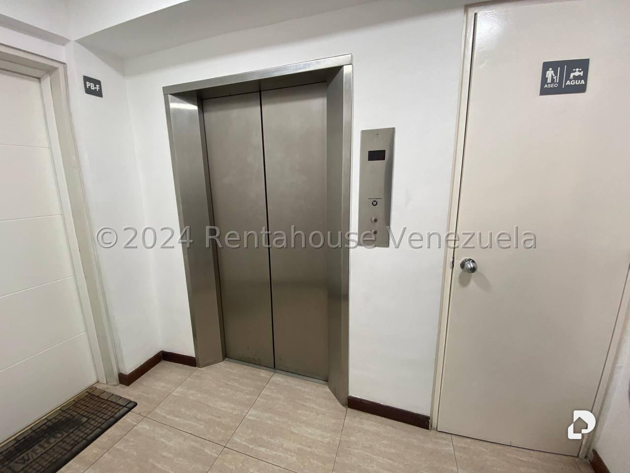 Apartamento en El Hatillo, Caracas – 8