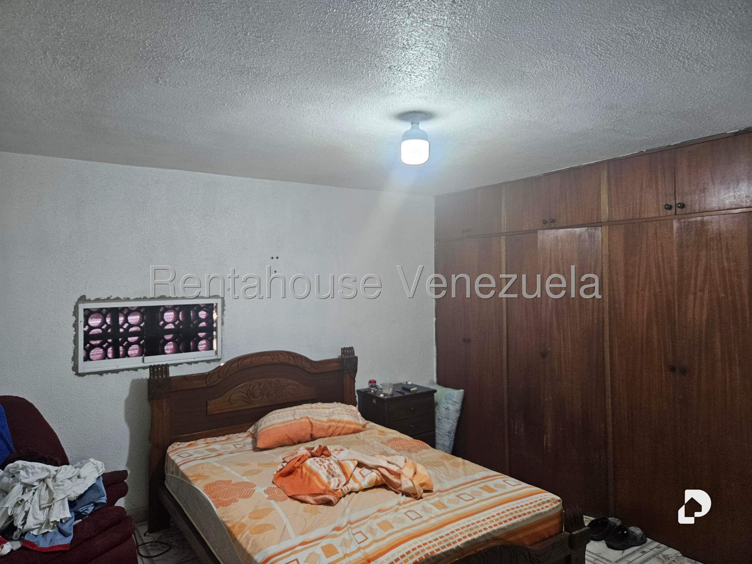 Local comercial en San Agustin del Norte, Caracas – 27